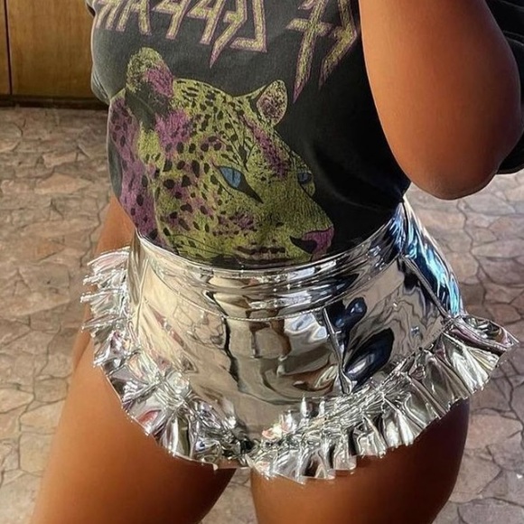 Char Workroom Silver Metallic Ruffle Frill Zip Mini Handmade designer Shorts - Picture 7 of 7